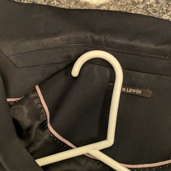 T.M. Lewin Navy Blazer Size 4 *donating soon* - Picture 10 of 10